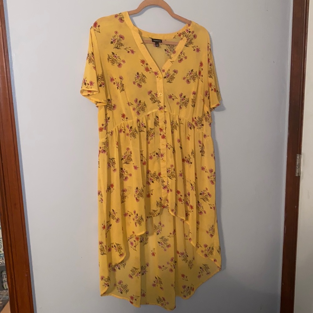 Torrid Sheer button-up hi-low tunic